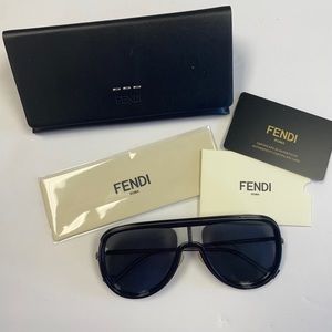 Fendi Aviator Sunglasses FF M0068/S